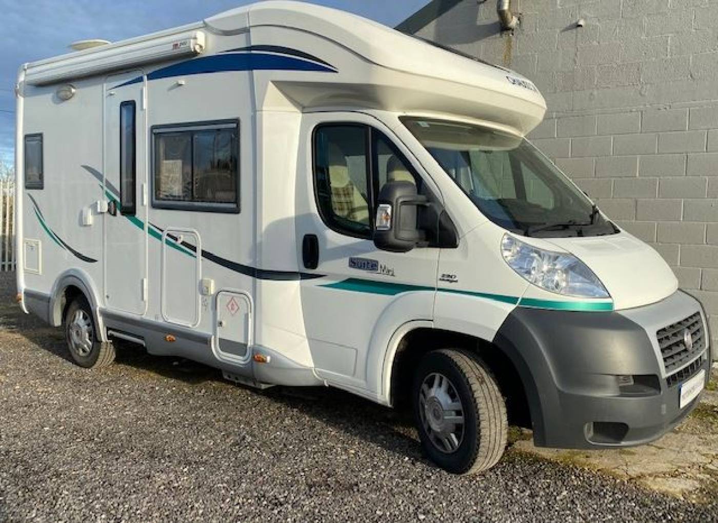 2012 Chausson Suite Mini motorhome for sale with drop down bed
