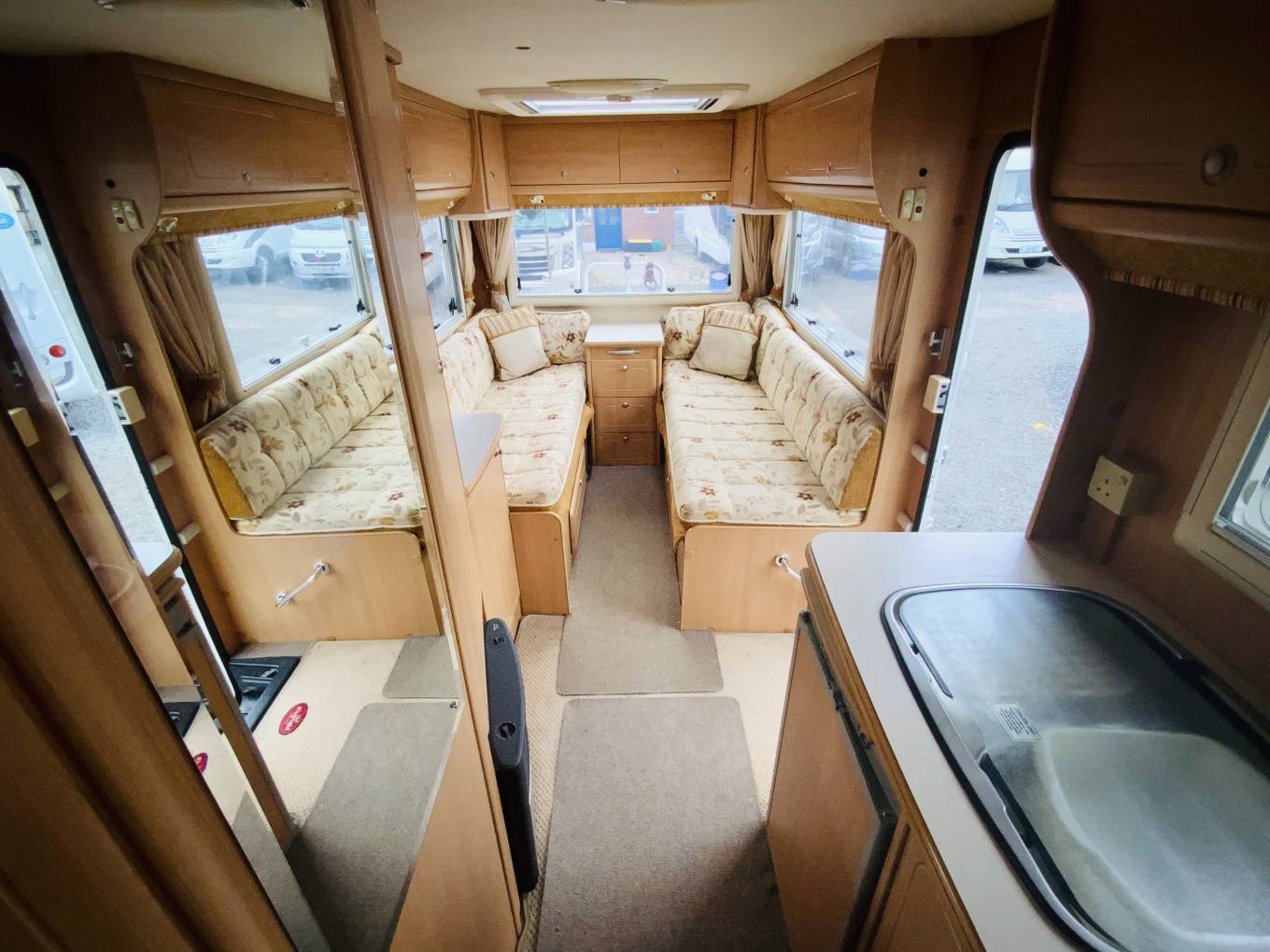 Autosleeper Hampshire 2 Berth Rear Lounge Twin Single Beds Motorhome