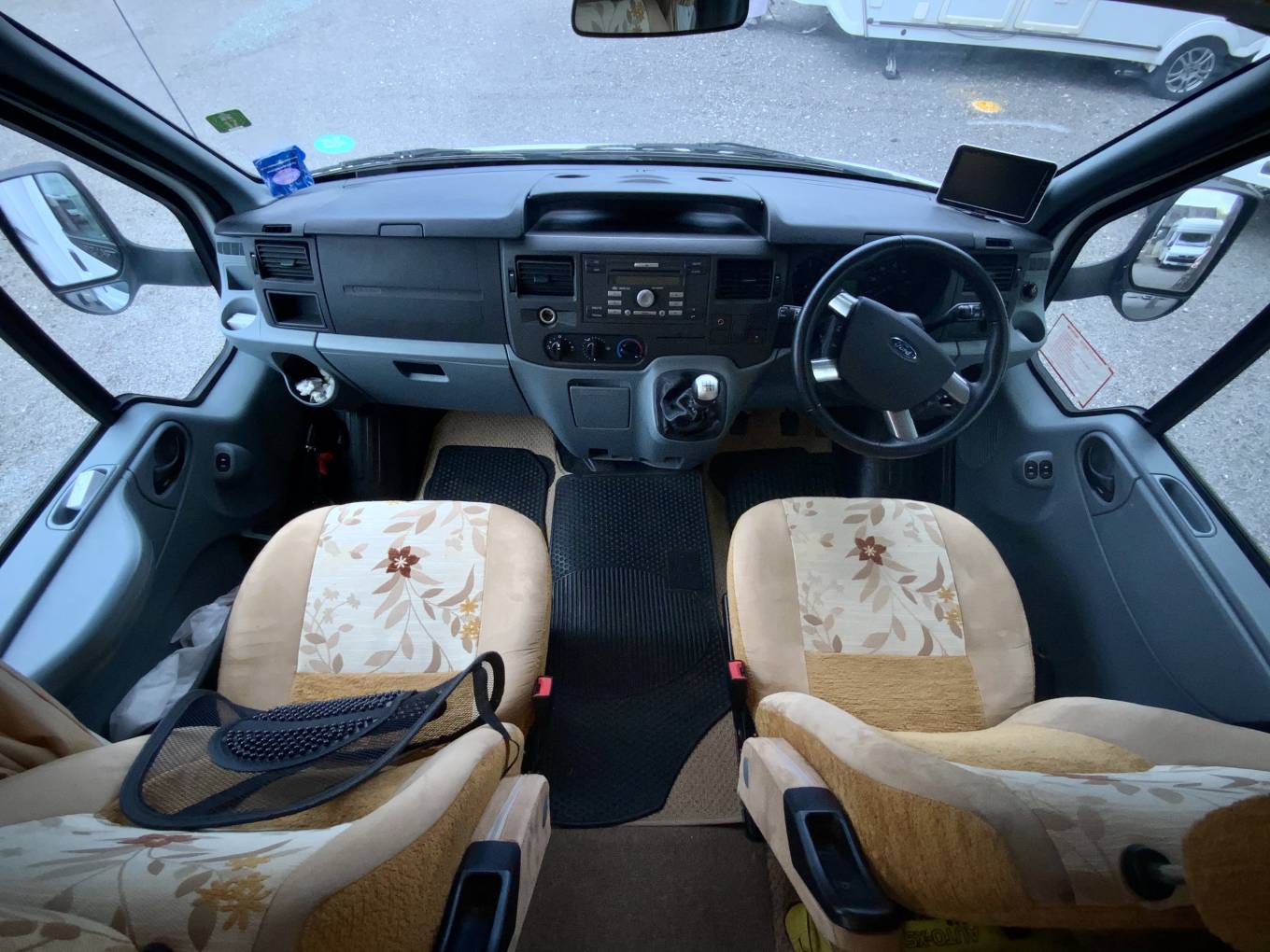 Autosleeper Hampshire 2 Berth Rear Lounge Twin Single Beds Motorhome