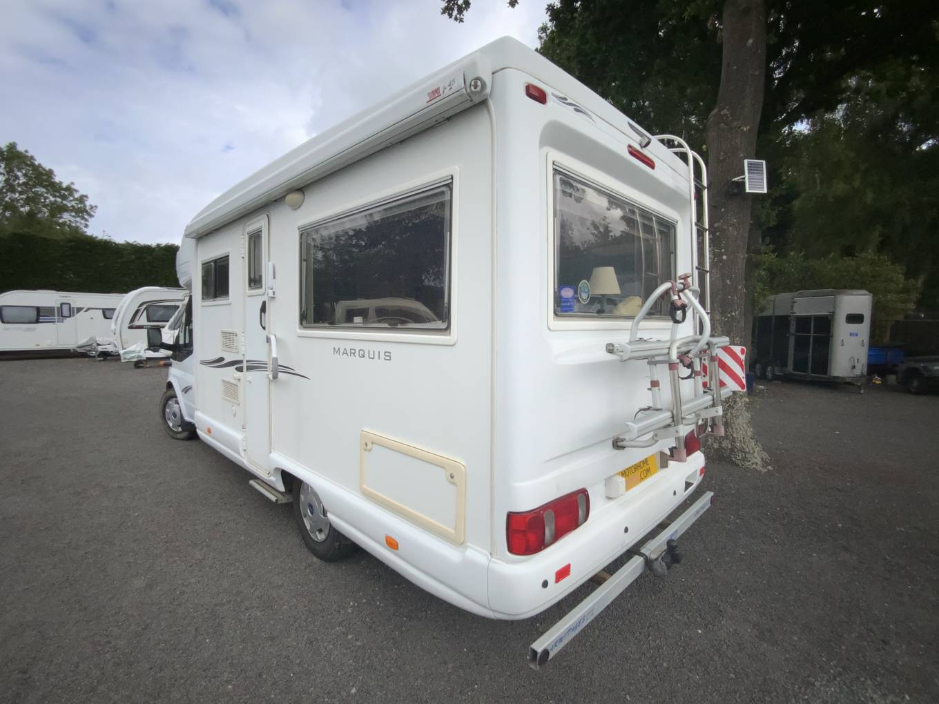 Autosleeper Hampshire 2 Berth Rear Lounge Twin Single Beds Motorhome