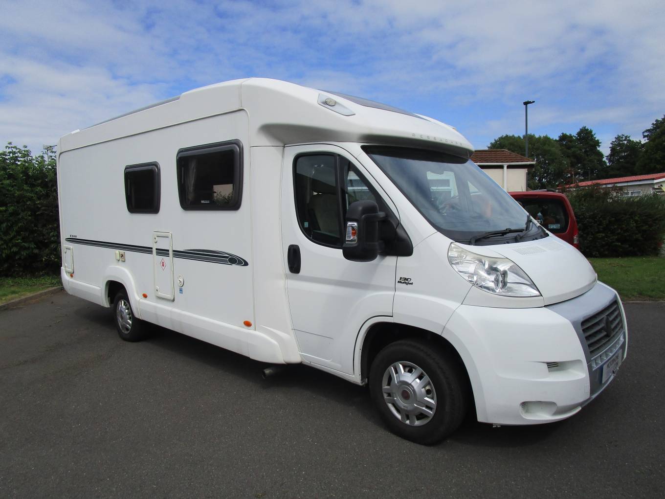 BESSACARR E560 4 BERTH FRENCH BED MOTORHOME FOR SALE