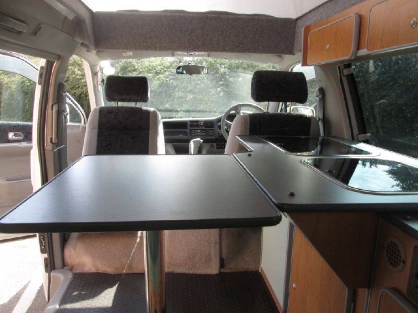 Mazda bongo friendee салон