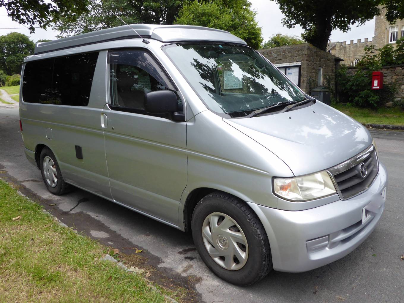 Mazda bongo f8