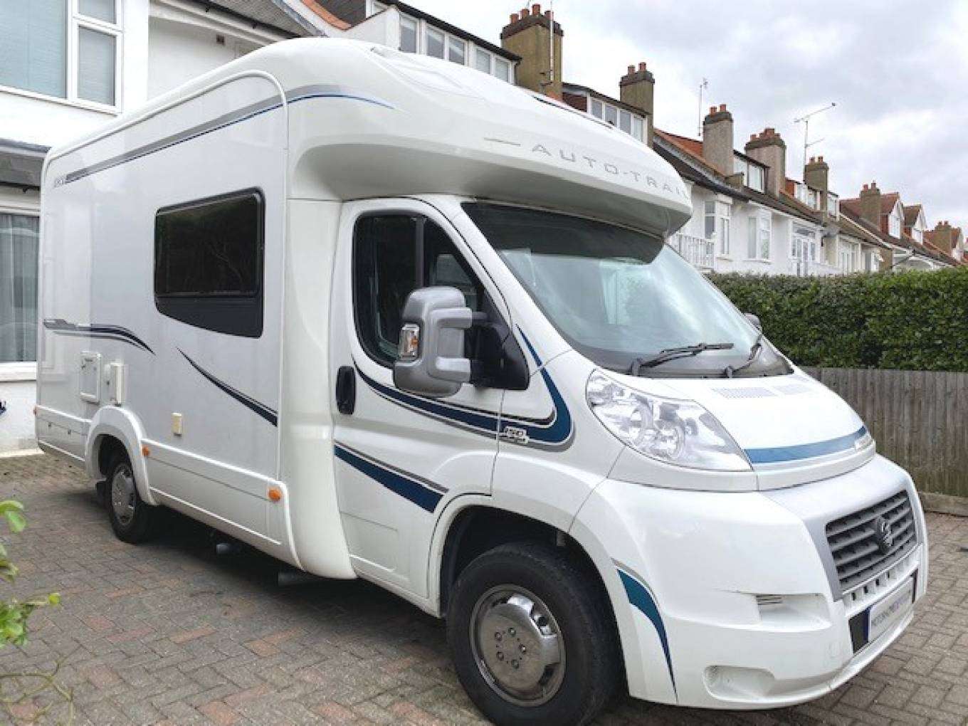 REDUCED 2012 2 Berth Autotrail Tracker