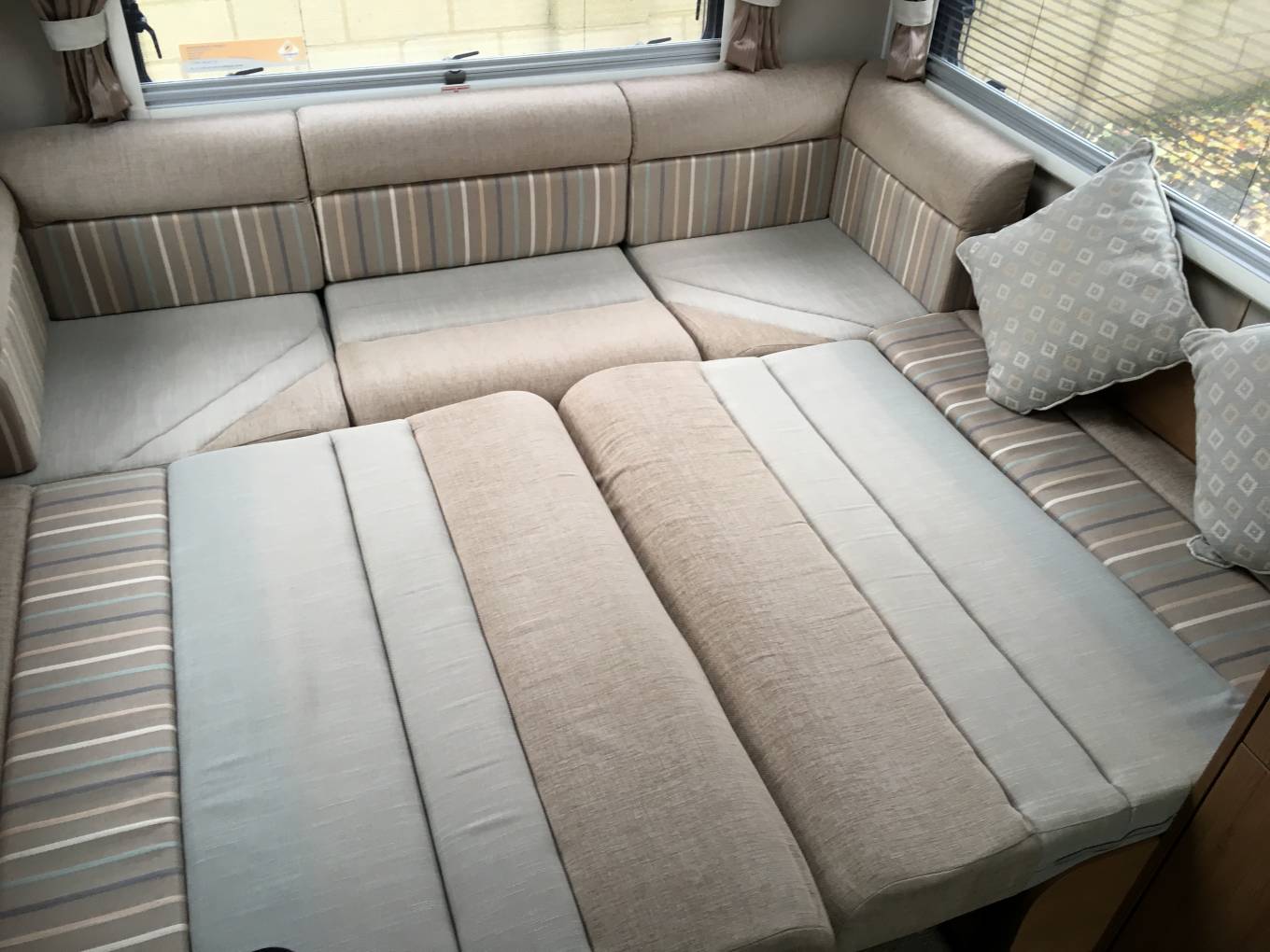 AutoTrail Apache 634U