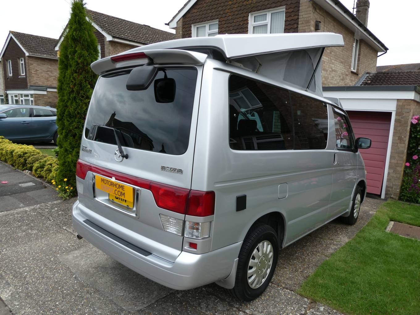 Mazda bongo 3