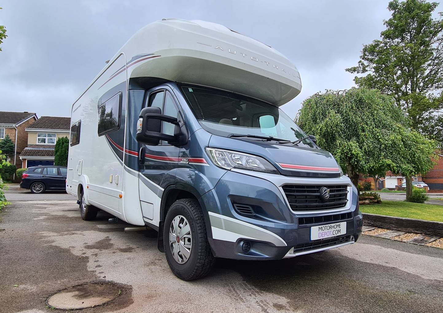 Auto Trail Apache 700 6 Berth U Shape 2016 FOR SALE