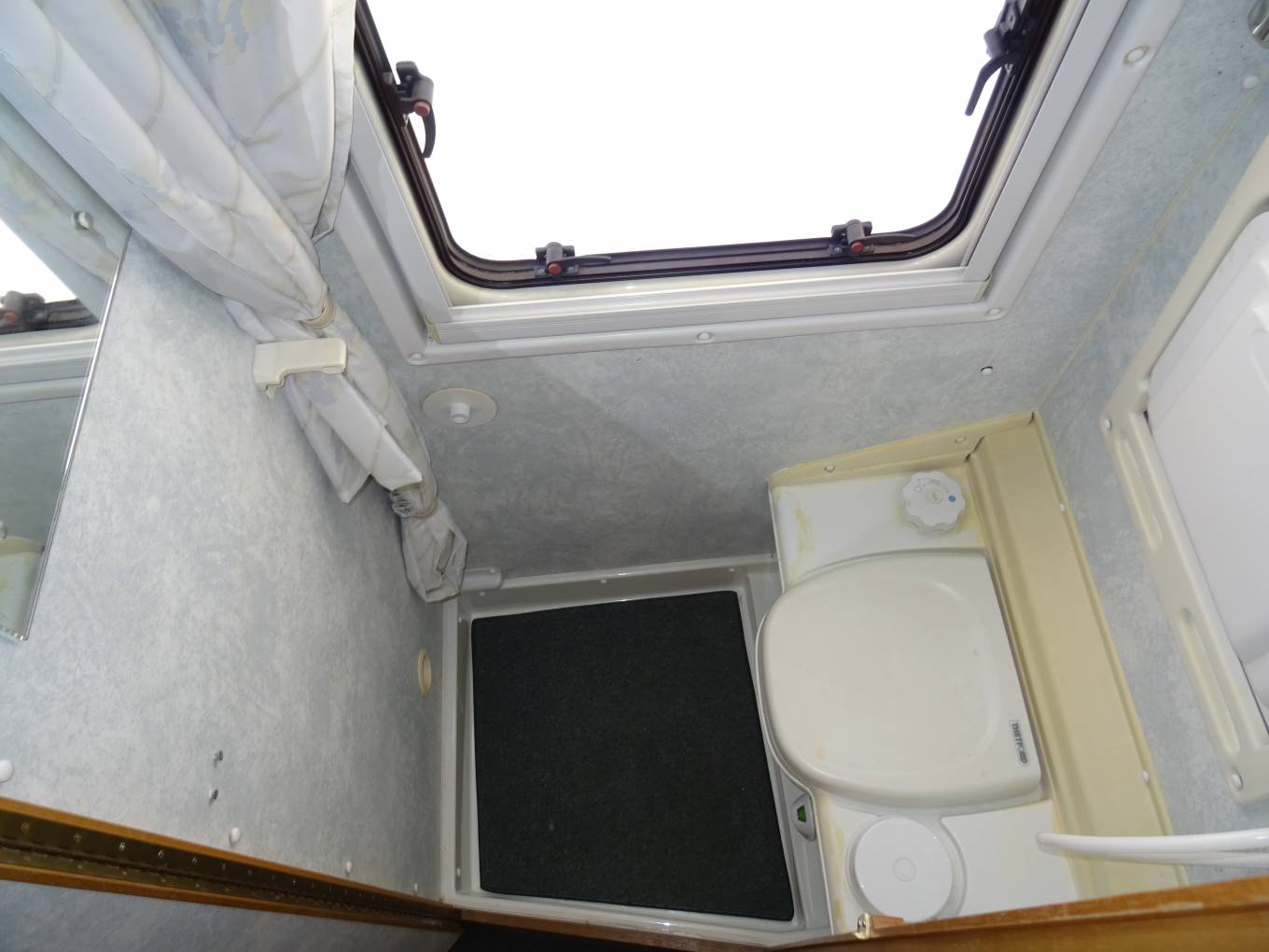 Auto Sleepers Executive 4 berth end kitchen monocoque body end kitchen