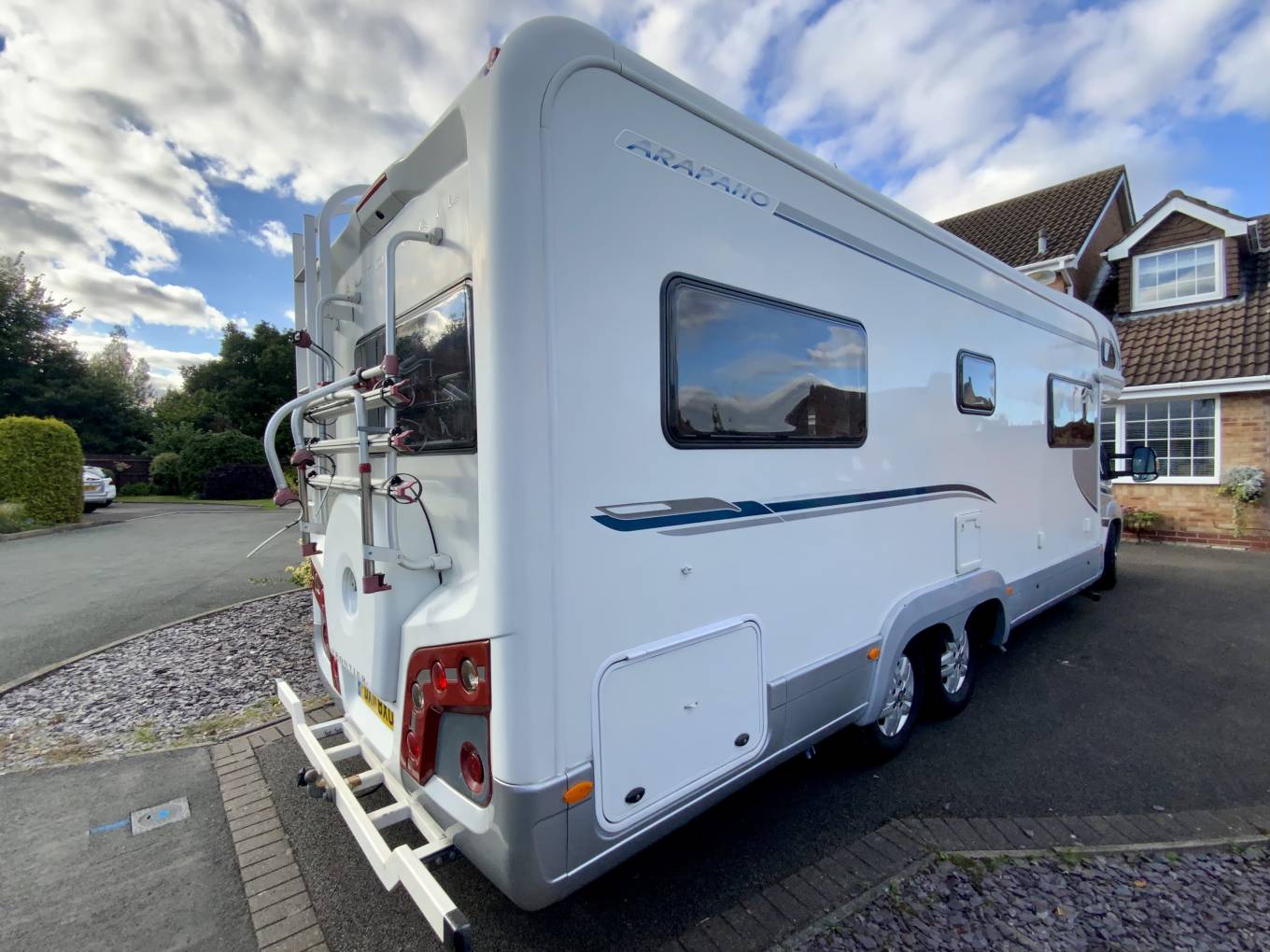 Autotrail Arapaho 6 Berth Rear Lounge Automatic Motorhome For Sale