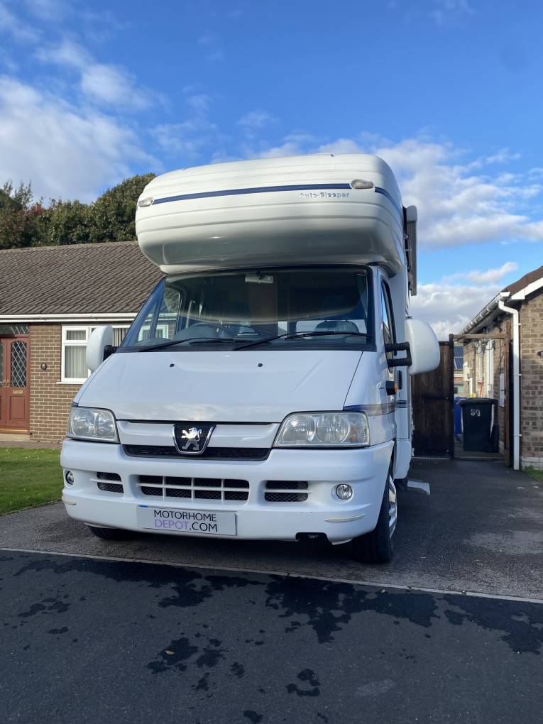 Autosleeper Ravenna 4 berh end lounge over cab bed for sale