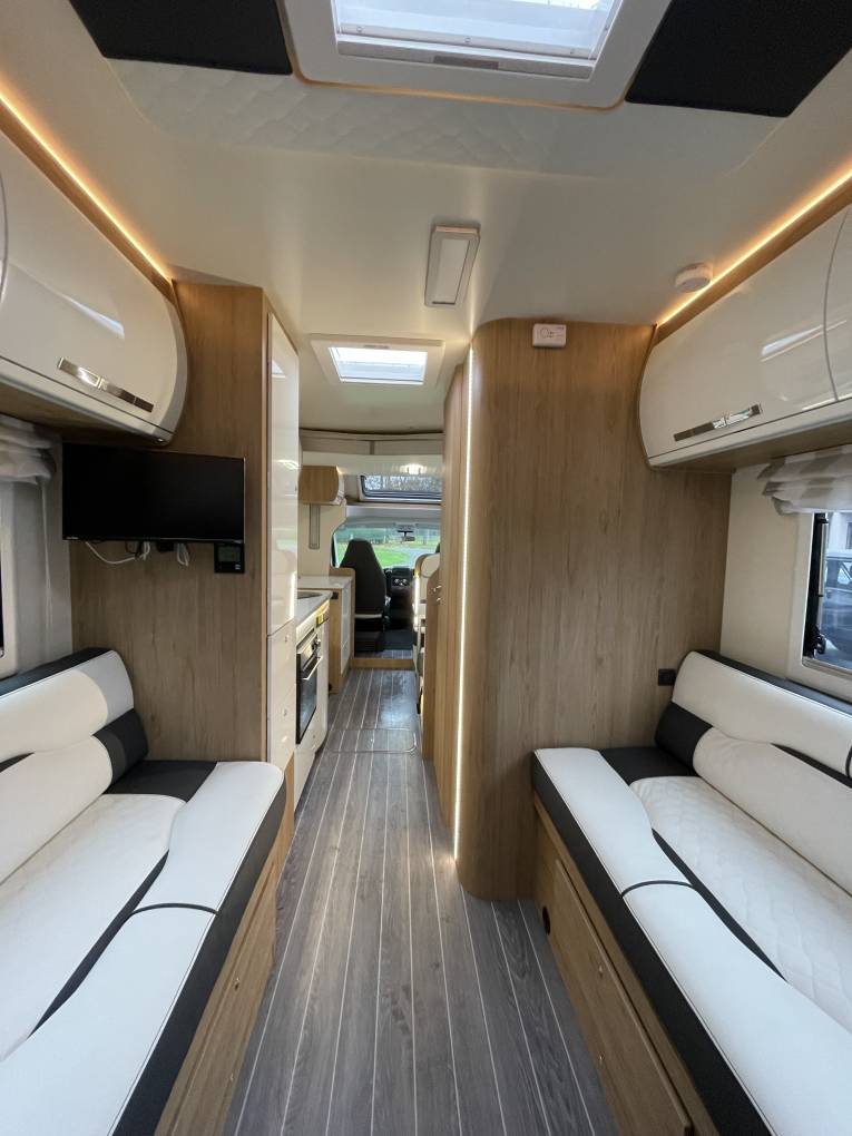 2021 Roller Team AutoRoller 747